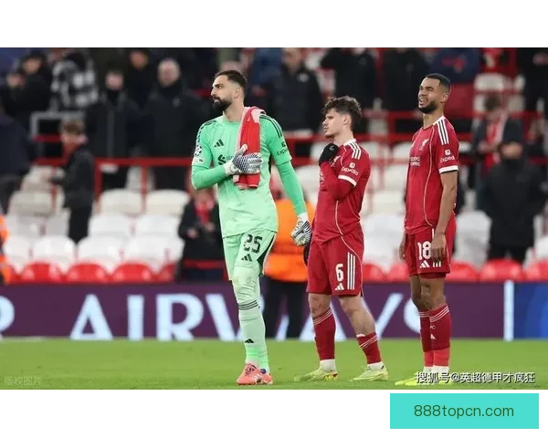 加克波拉起倒地科尔克茨利物浦将士赛后握手彰显体育精神温暖一幕